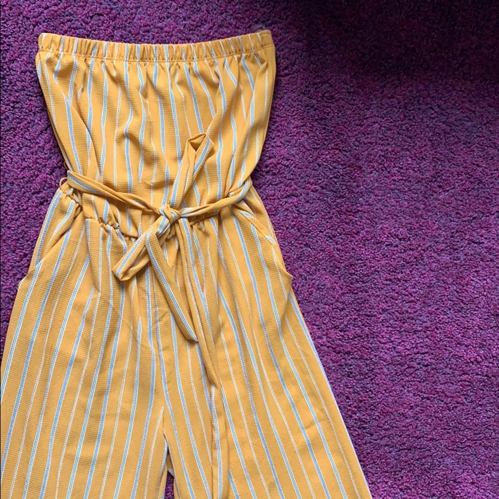 Strapless romper